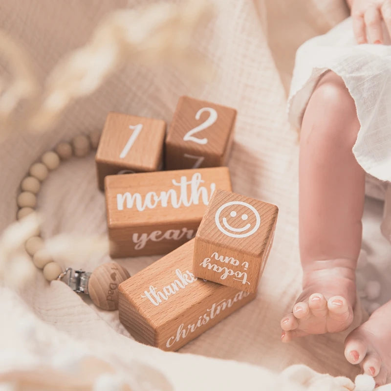 Wooden Baby Milestone Card Set