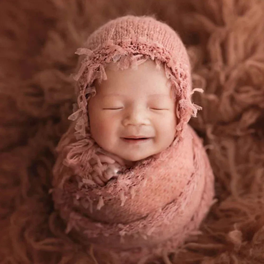 Newborn Knitted Hat & Wrap Set
