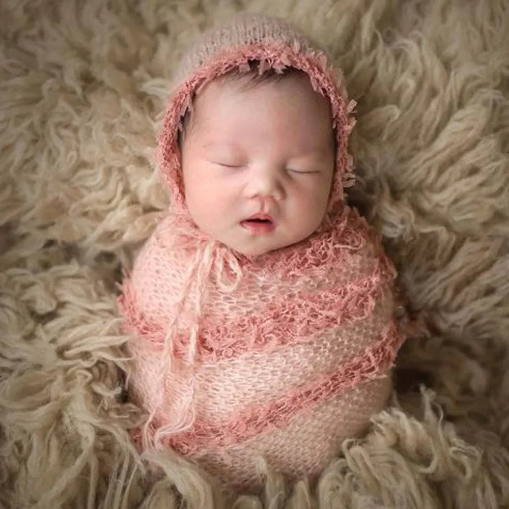 Newborn Knitted Hat & Wrap Set
