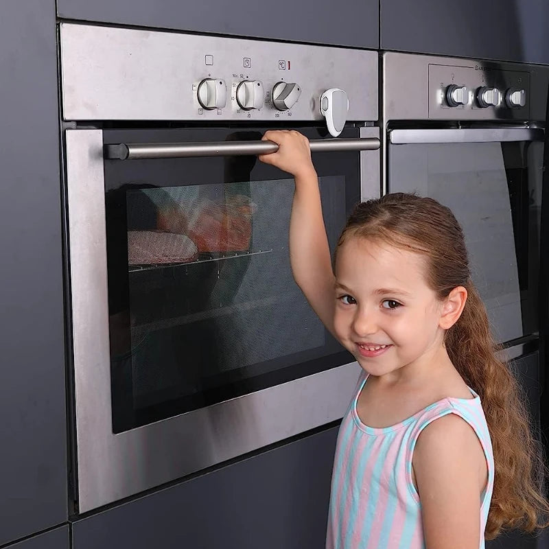 Baby-Proof Oven Door Safety Lock