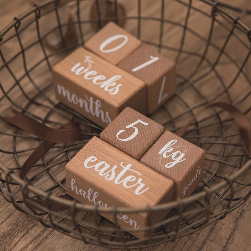 Wooden Baby Milestone Card Set